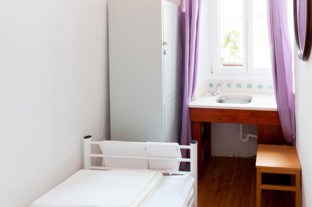 Old Town Hostel Дубровник Екстериор снимка