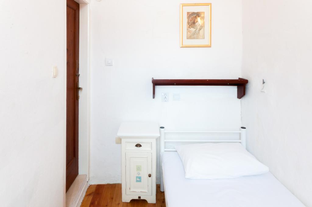Old Town Hostel Дубровник Екстериор снимка