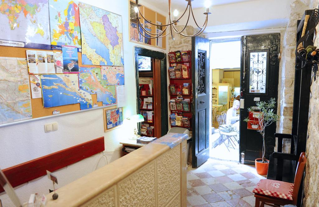 Old Town Hostel Дубровник Екстериор снимка