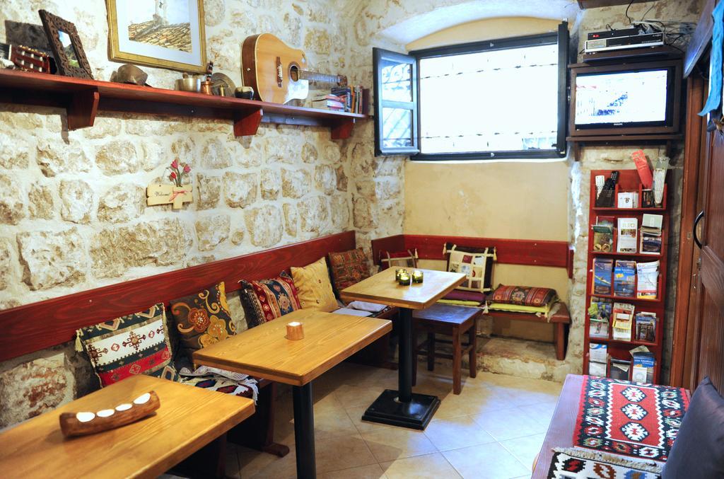 Old Town Hostel Дубровник Екстериор снимка